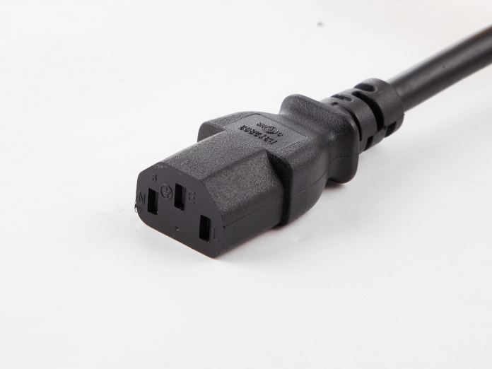 美規(guī)C13品字尾電源線(xiàn)